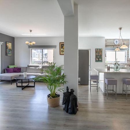 Neapolis Residence Spacious Quiet Near Beach Лимасол Екстериор снимка