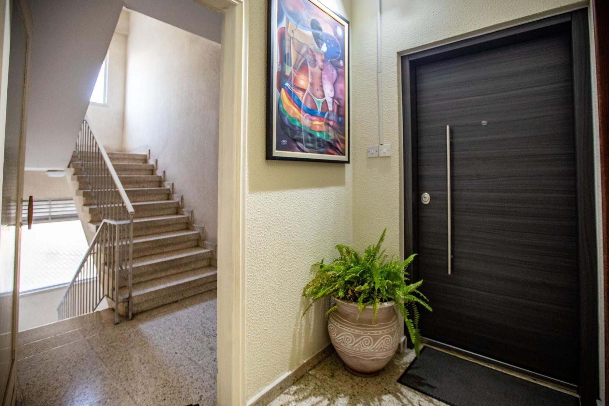 Neapolis Residence Spacious Quiet Near Beach Лимасол Екстериор снимка